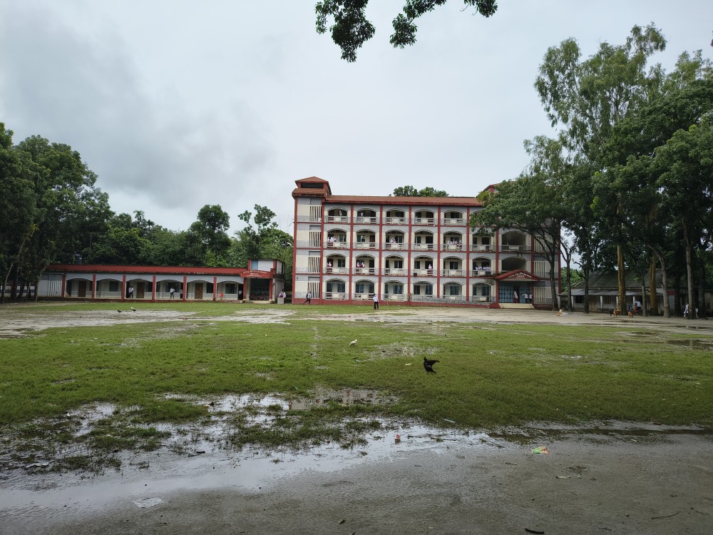 Slider Image of Popular Soft High School